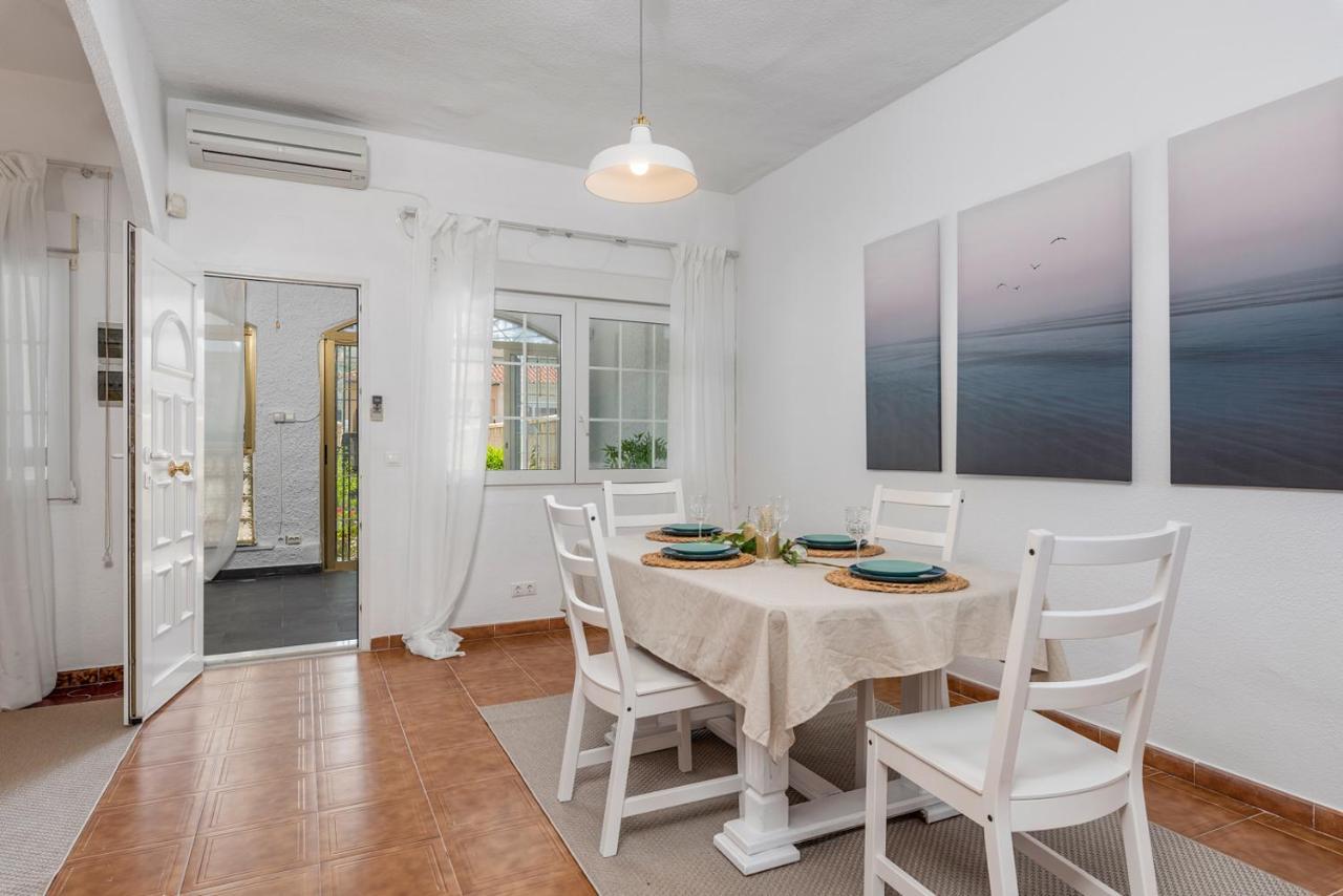Beautiful House With Sea Views And Private Pool Villa Torrevieja Eksteriør billede